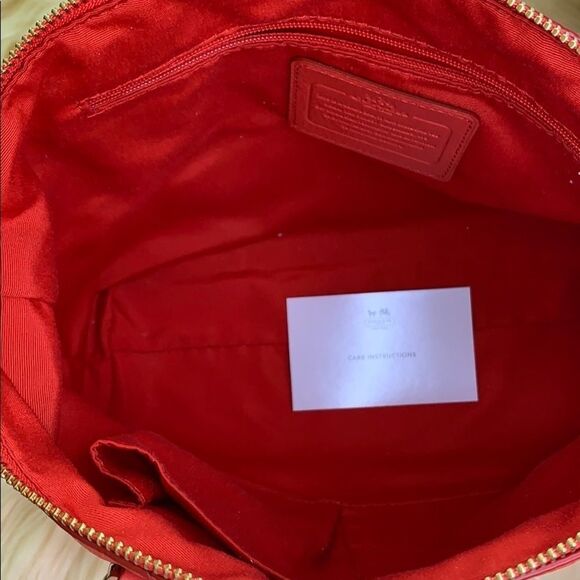 Coach Pebbled Cardinal Leather Kelsey Handbag - Picture 6 of 15